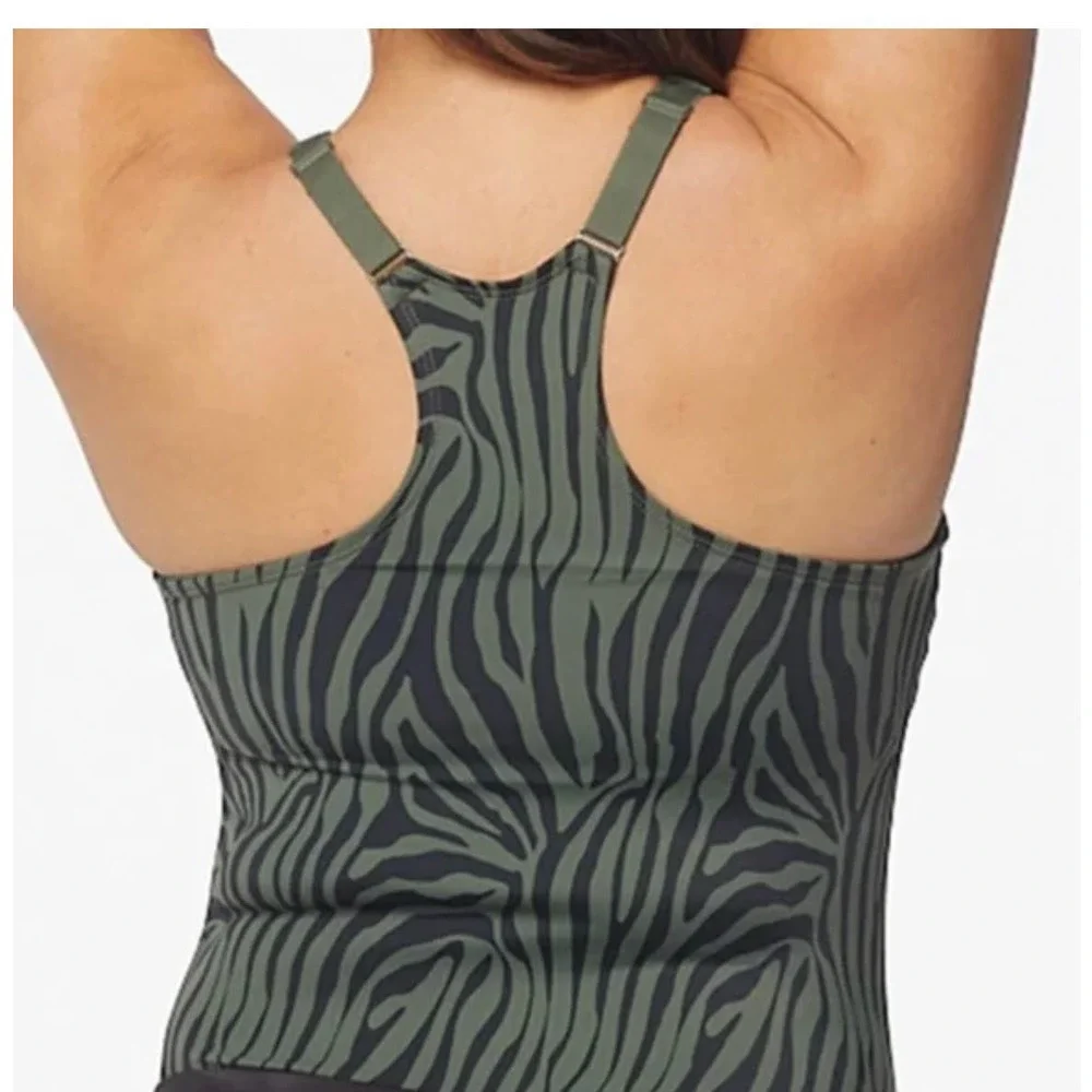 Ruby Ribbon Workout Top - Picture 3 of 6